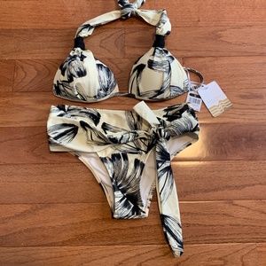Apology cream black bikini size s